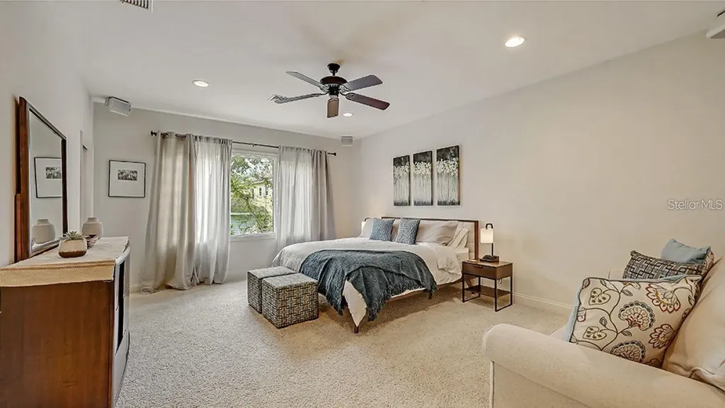 1725 Bonita Court Sarasota FL 34239