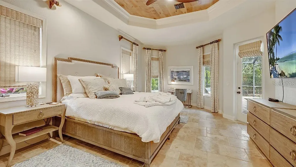 1725 Bonita Court Sarasota FL 34239