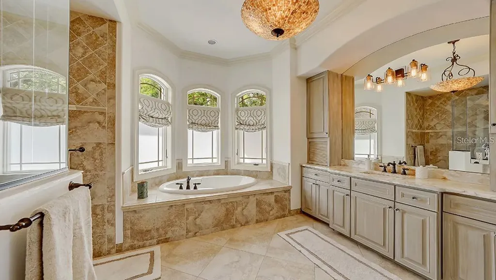 1725 Bonita Court Sarasota FL 34239