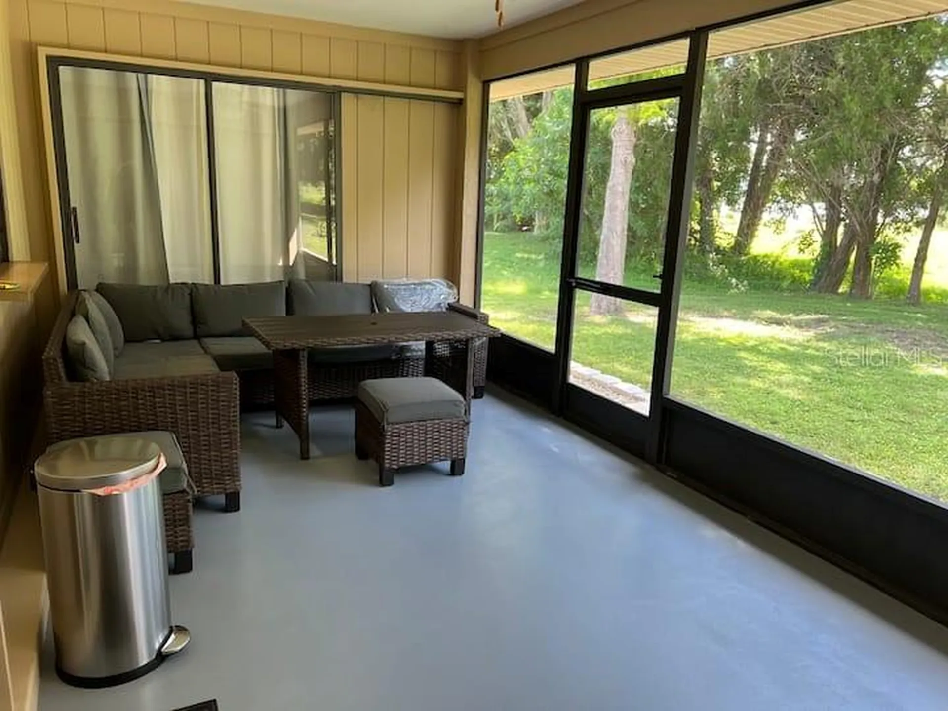 87 Mark Twain Lane Rotonda West FL 33947