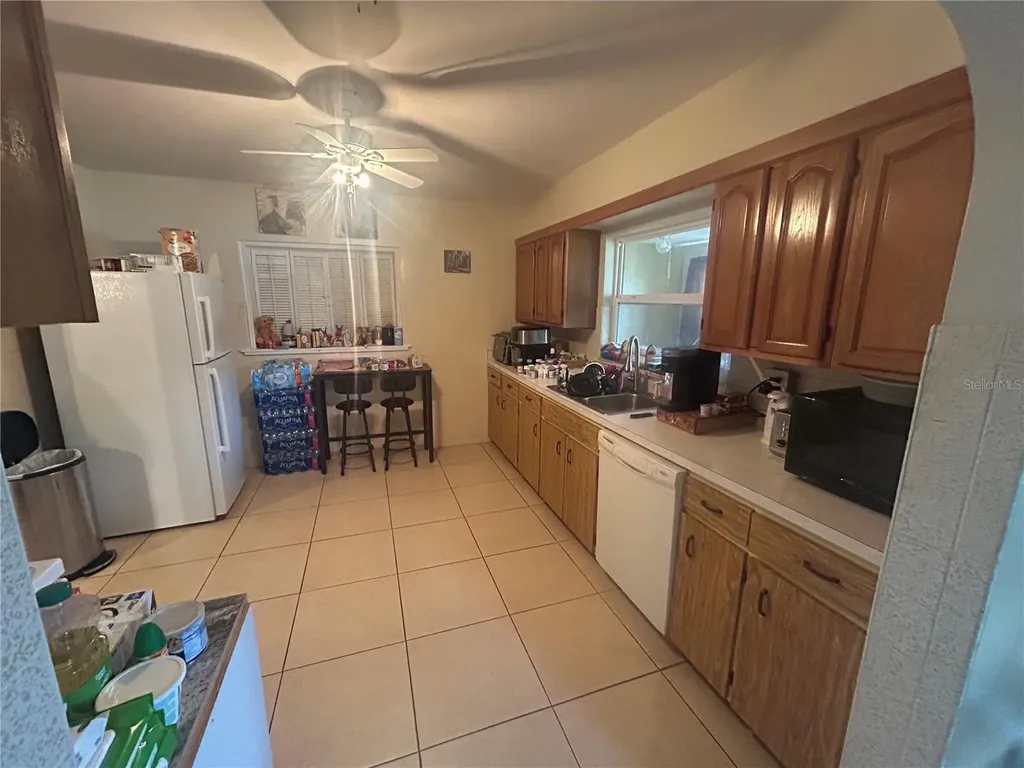 18133 Us Highway 41 Spring Hill FL 34610