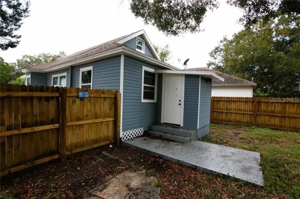 5117 16th Avenue Gulfport FL 33707