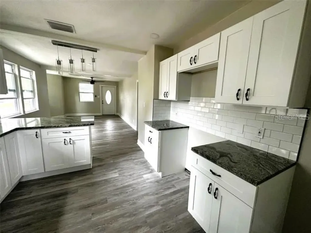 5117 16th Avenue Gulfport FL 33707