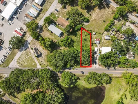 4617 E Lake Avenue Tampa FL 33610