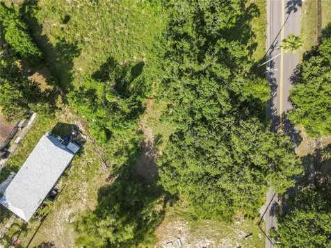 4617 E Lake Avenue Tampa FL 33610