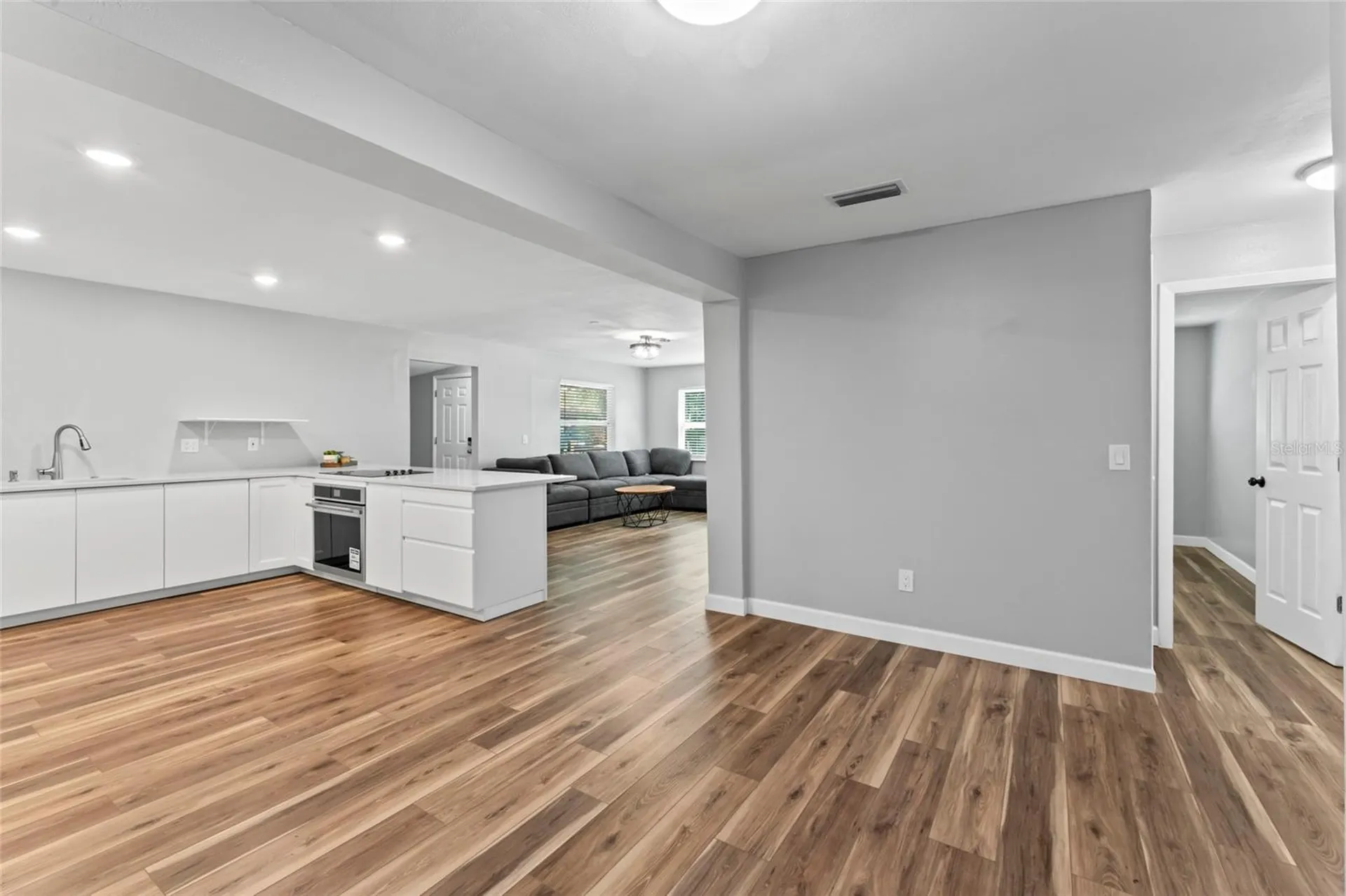 1127 Wyatt Street N Clearwater FL 33756
