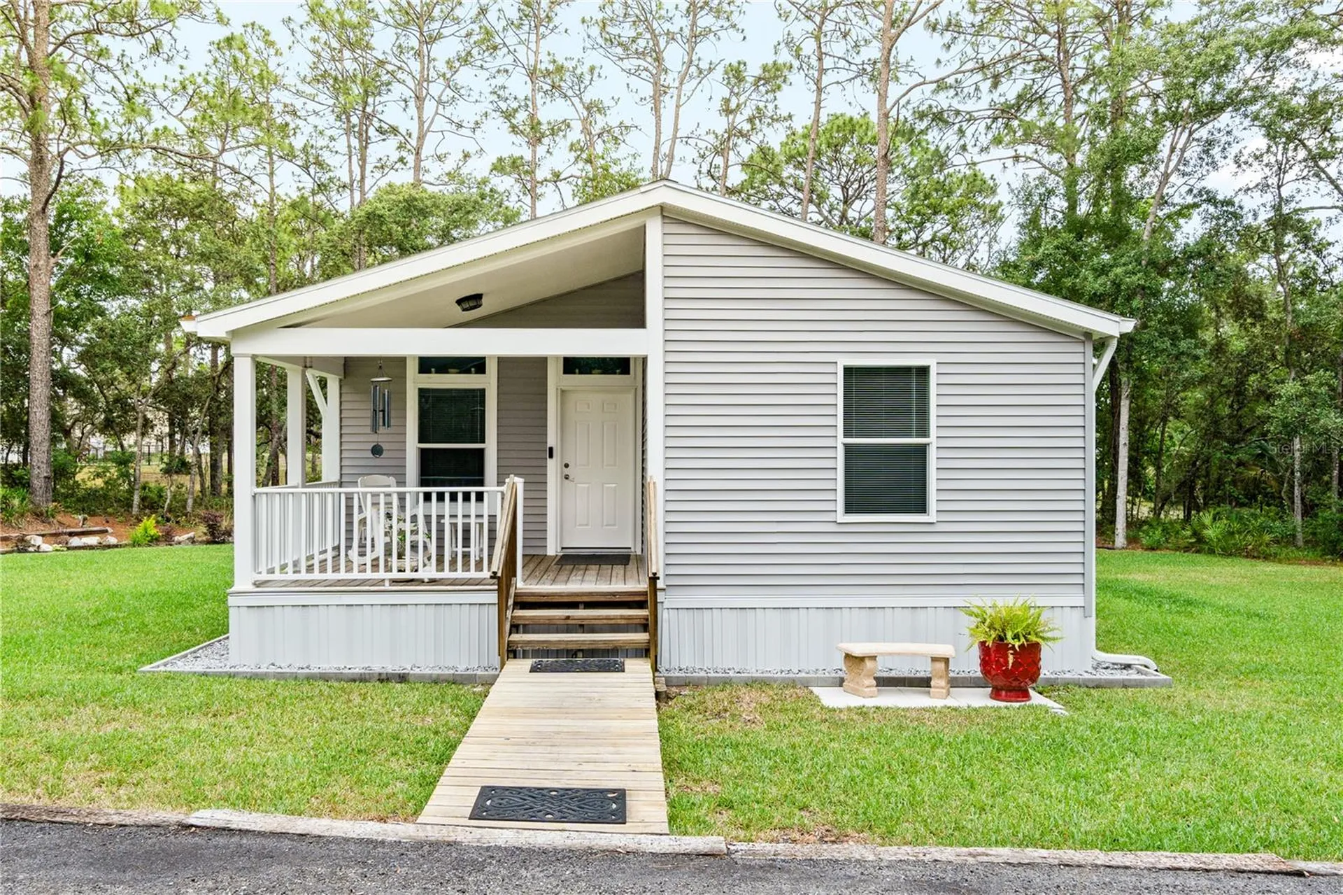 7039 S Straight Avenue Homosassa FL 34446