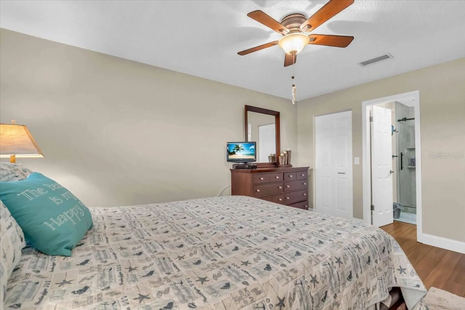 5725 80th Street N St Petersburg FL 33709