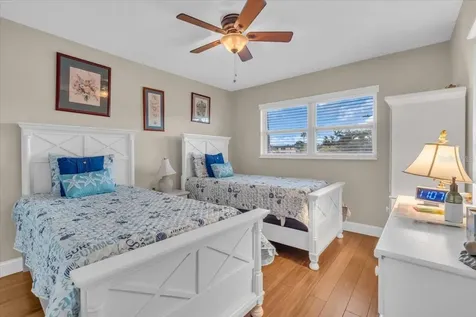5725 80th Street N St Petersburg FL 33709