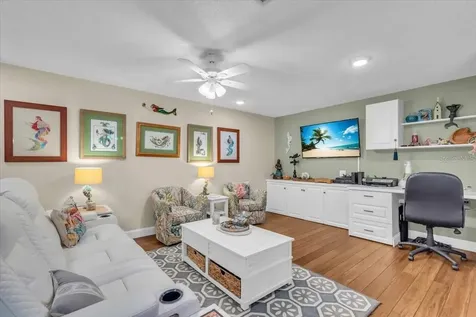 5725 80th Street N St Petersburg FL 33709