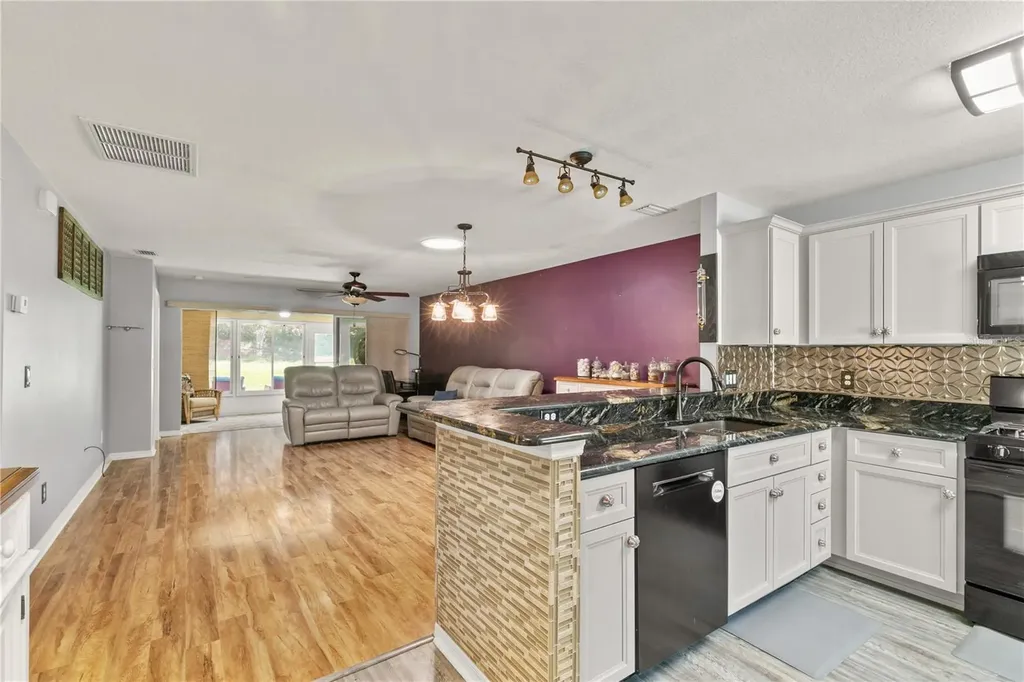 26917 White Plains Way Leesburg FL 34748