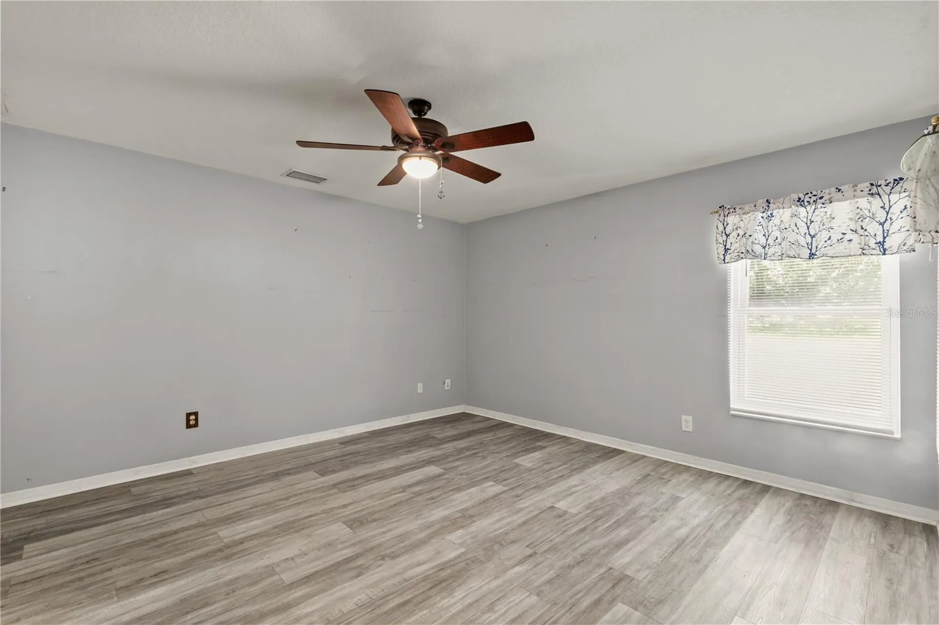 26917 White Plains Way Leesburg FL 34748
