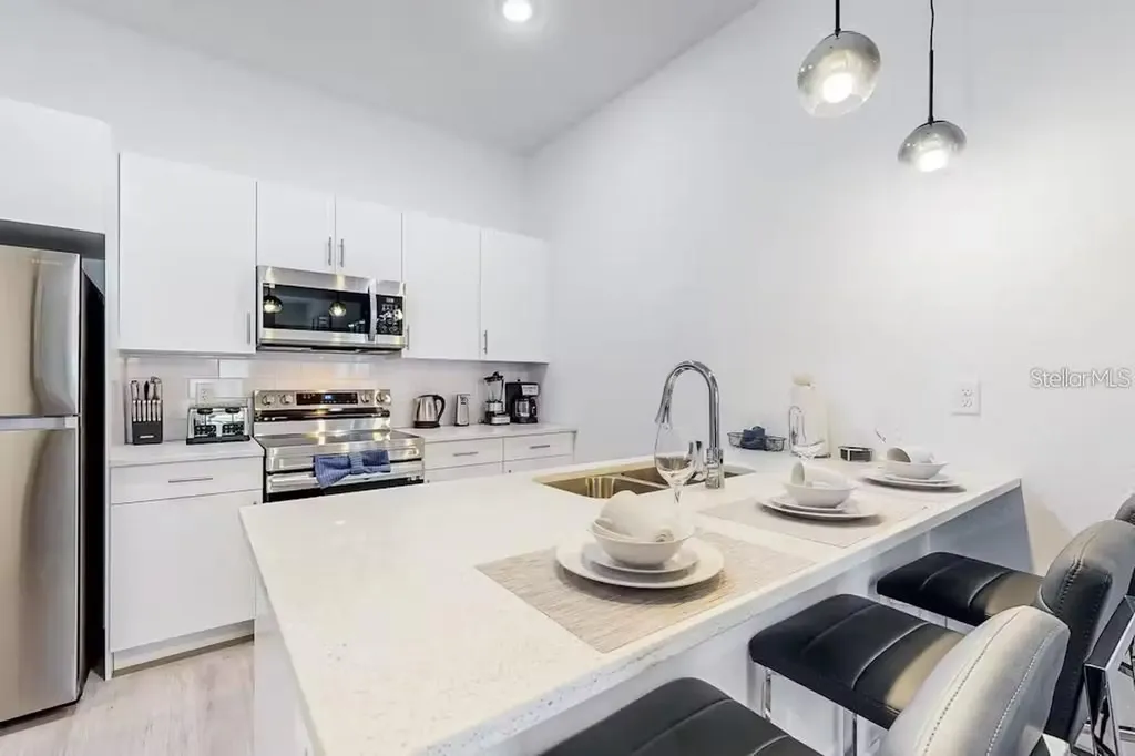 609 Trikomo Drive Davenport FL 33896