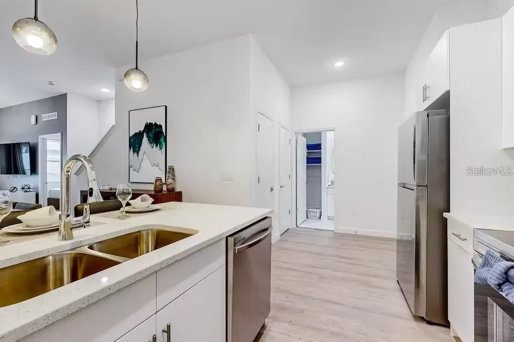 609 Trikomo Drive Davenport FL 33896