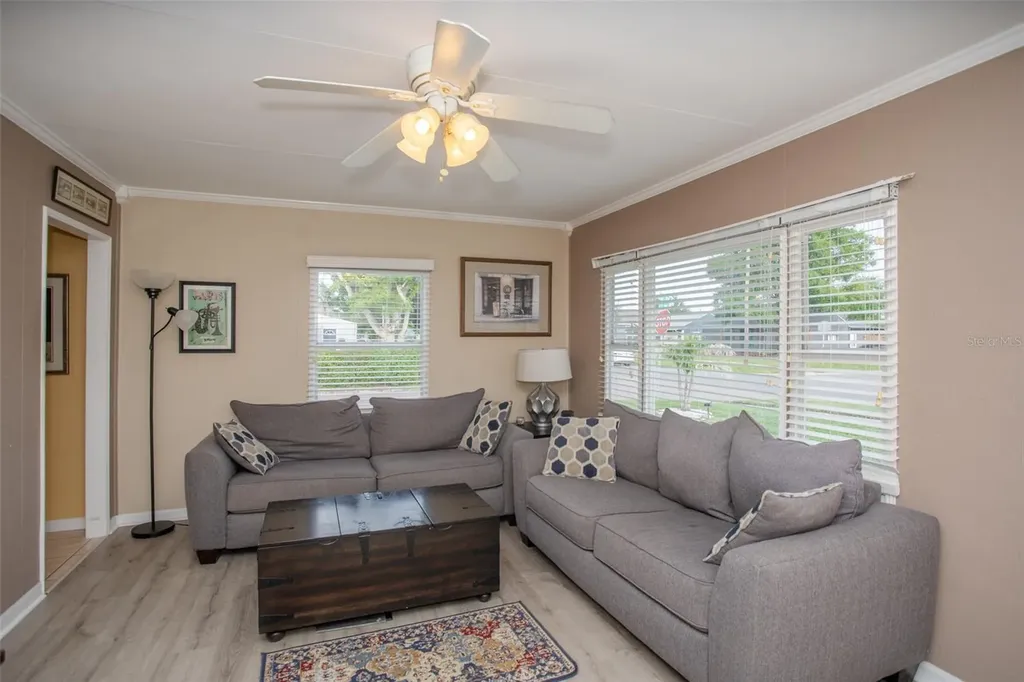 1001 57th Avenue N St Petersburg FL 33703