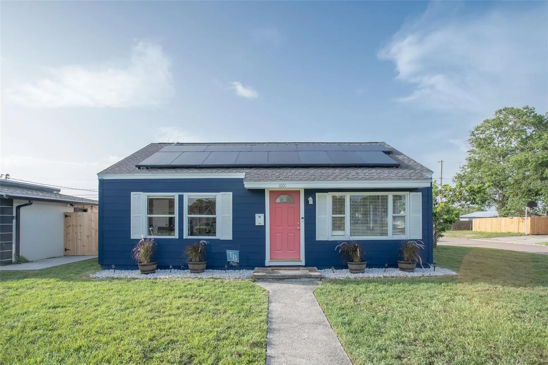 1001 57th Avenue N St Petersburg FL 33703