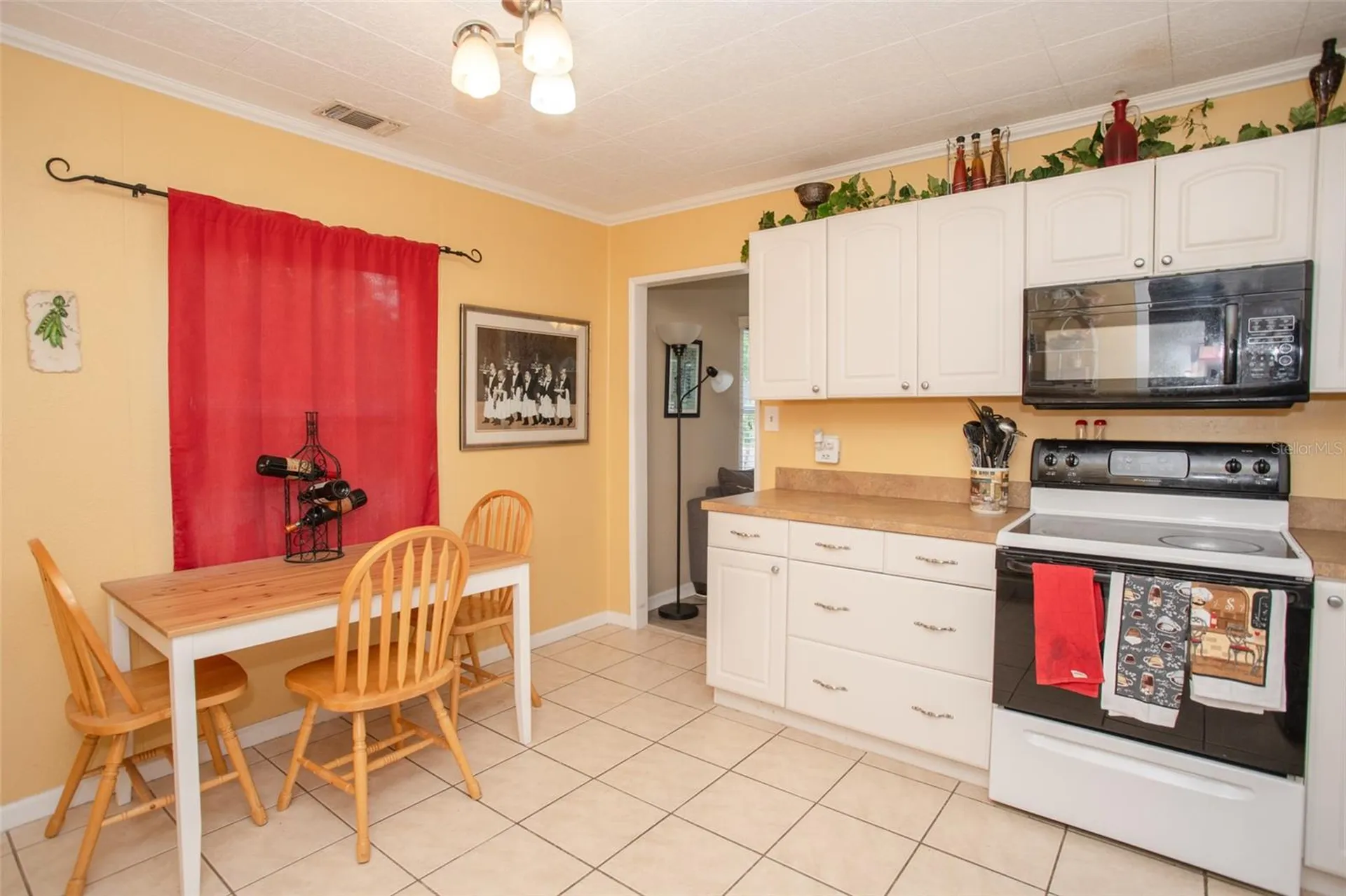 1001 57th Avenue N St Petersburg FL 33703