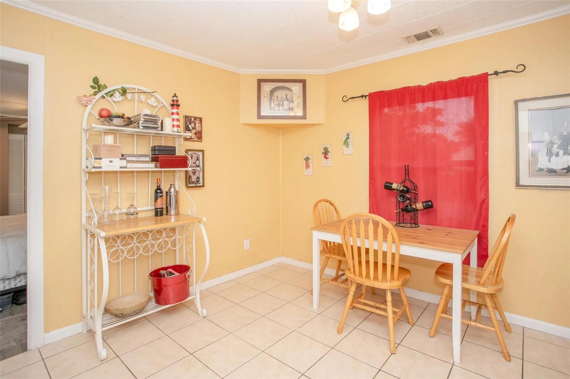 1001 57th Avenue N St Petersburg FL 33703