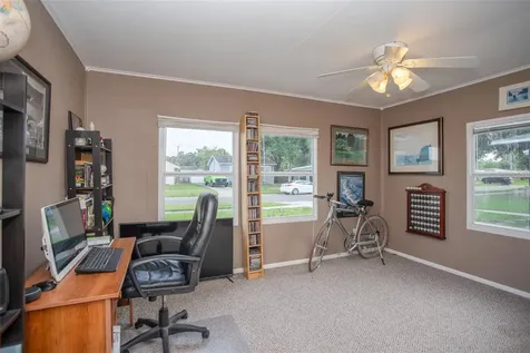 1001 57th Avenue N St Petersburg FL 33703