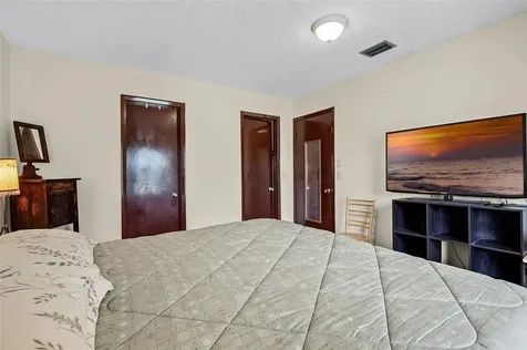 281 NE Greenbrier Avenue Port St Lucie FL 34983