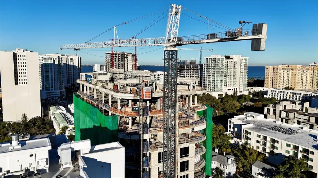 290 Cocoanut Avenue Sarasota FL 34236