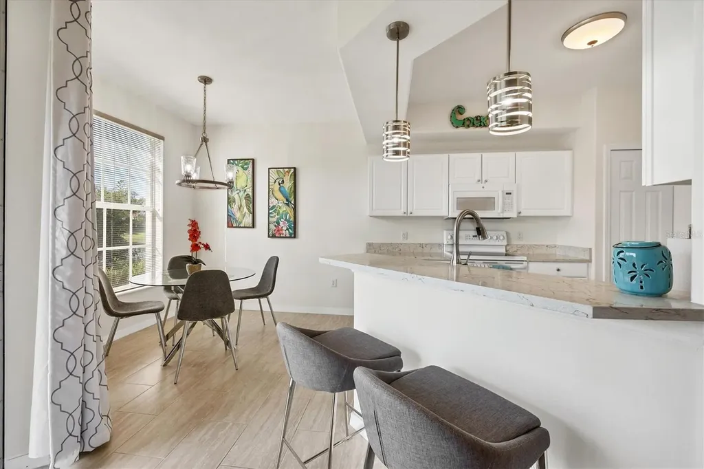 4487 Cinnamon Drive Sarasota FL 34238