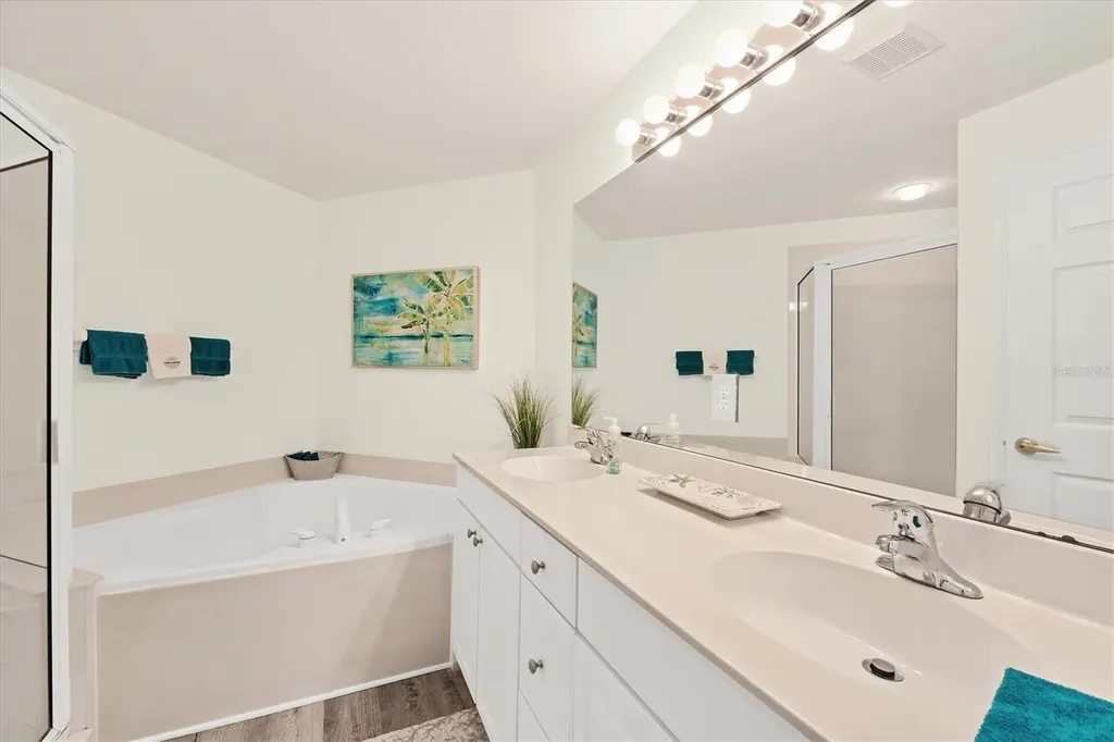 4487 Cinnamon Drive Sarasota FL 34238