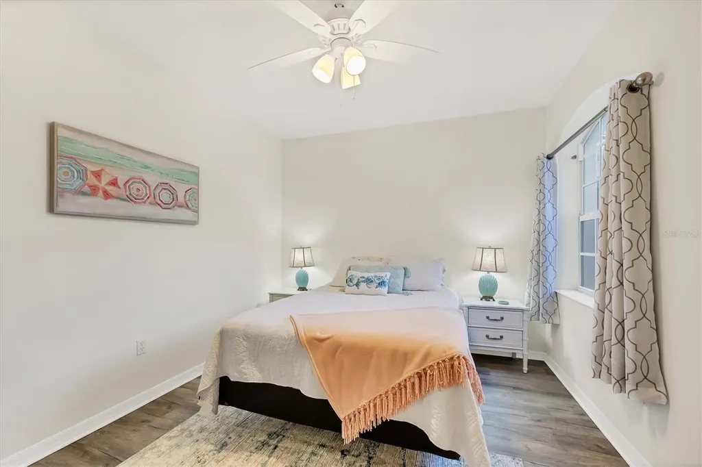4487 Cinnamon Drive Sarasota FL 34238