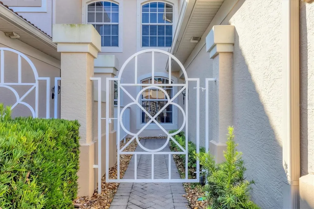 4487 Cinnamon Drive Sarasota FL 34238