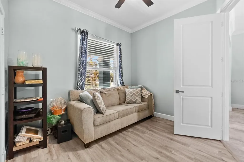 716 Laurel Avenue Venice FL 34285