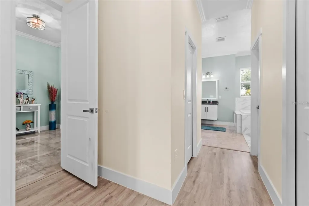 716 Laurel Avenue Venice FL 34285