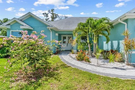 716 Laurel Avenue Venice FL 34285