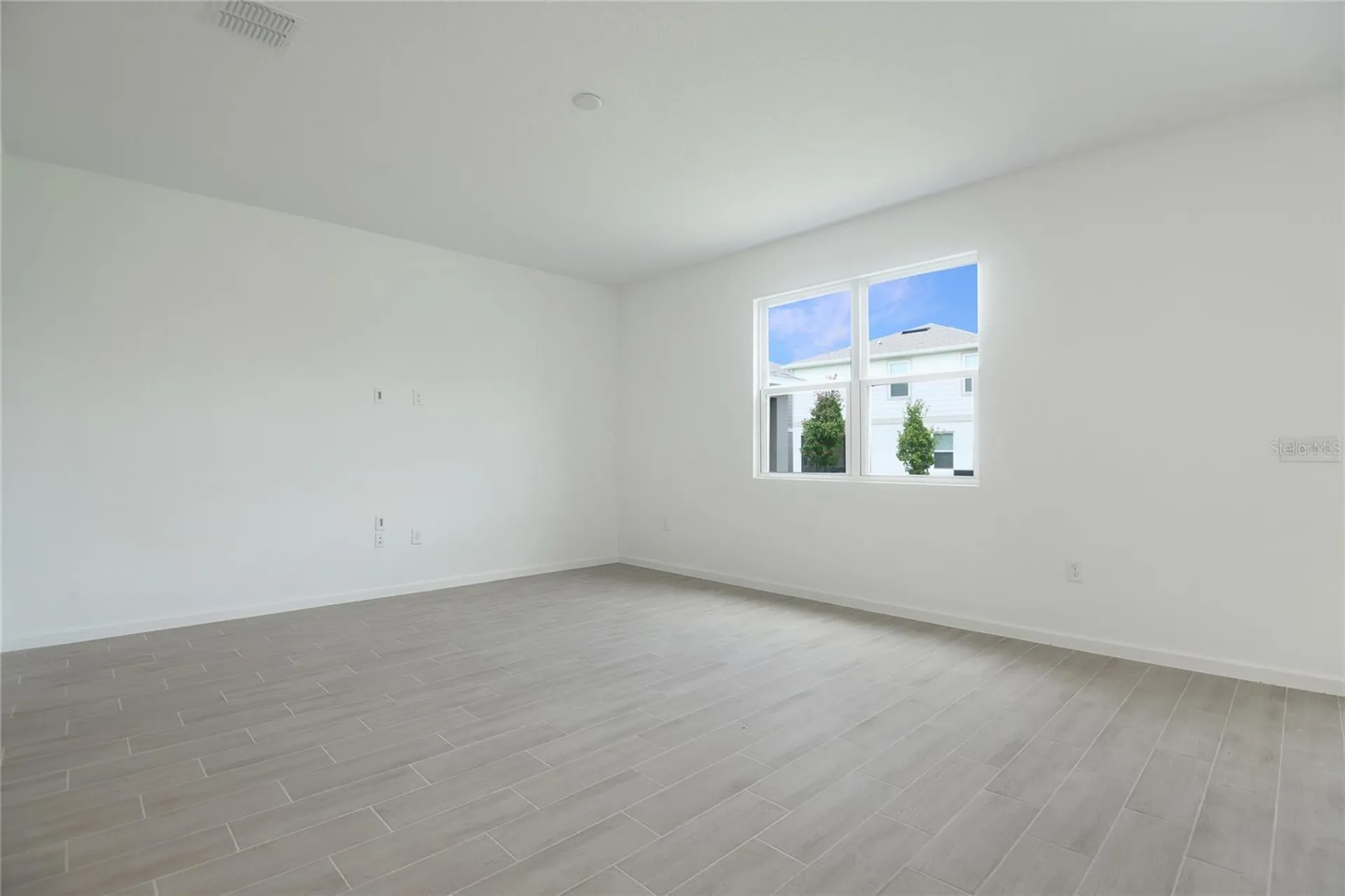216 Flag Lilly Lane Umatilla FL 32784