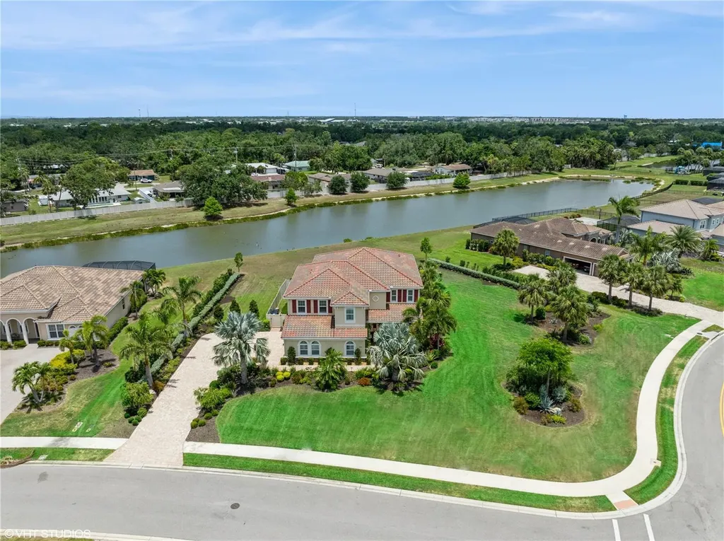 4973 Antiquity Way Sarasota FL 34240
