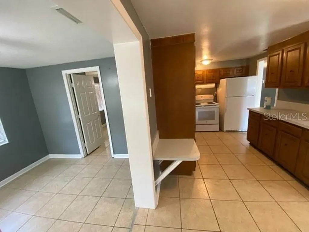 300 Midwood Drive Plant City FL 33566