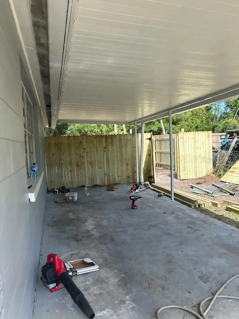 300 Midwood Drive Plant City FL 33566
