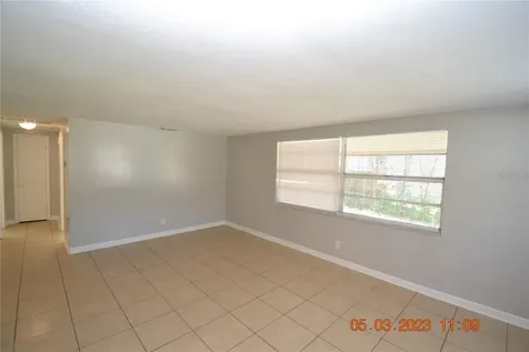 300 Midwood Drive Plant City FL 33566