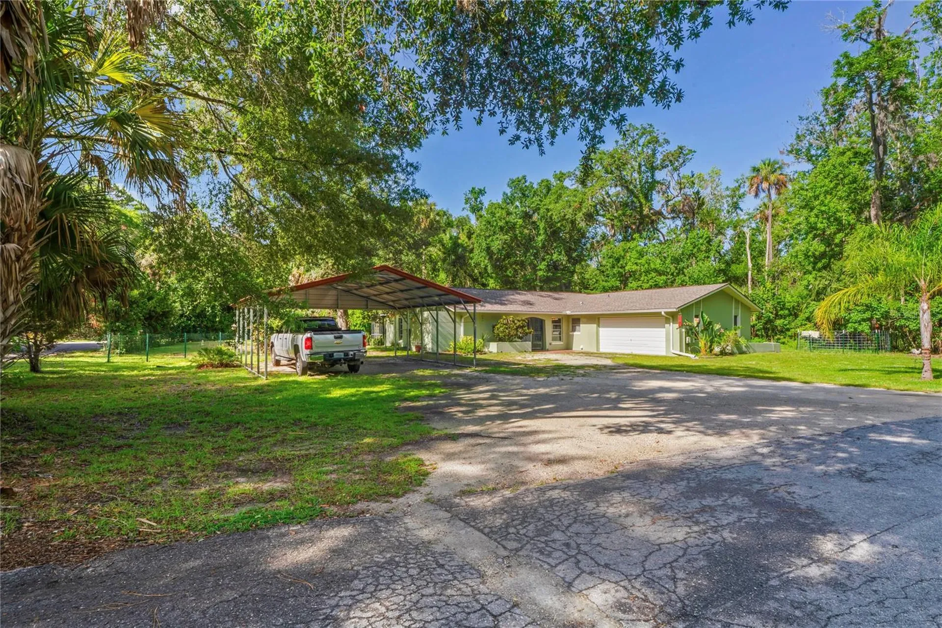 9766 W Smokey Lane Crystal River FL 34429