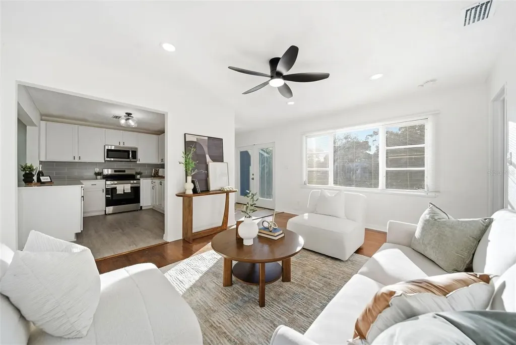 3007 Knollwood Circle Orlando FL 32804