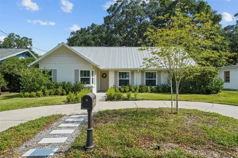 3315 W Hawthorne Road Tampa FL 33611