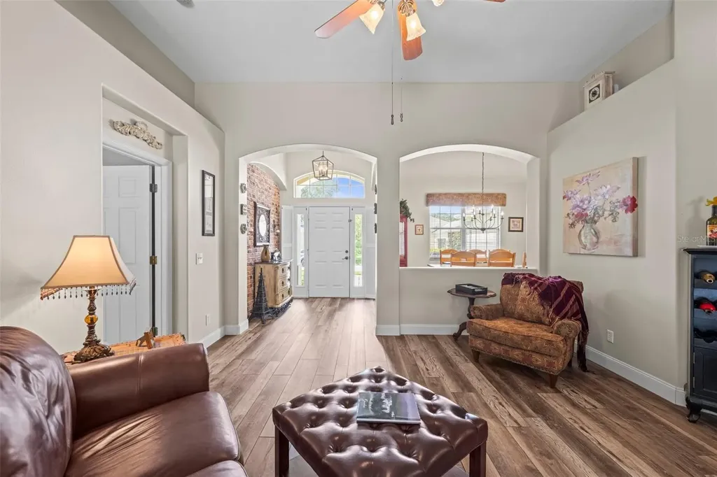 743 Stonecrest Drive Sarasota FL 34232