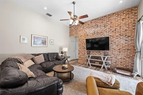 743 Stonecrest Drive Sarasota FL 34232