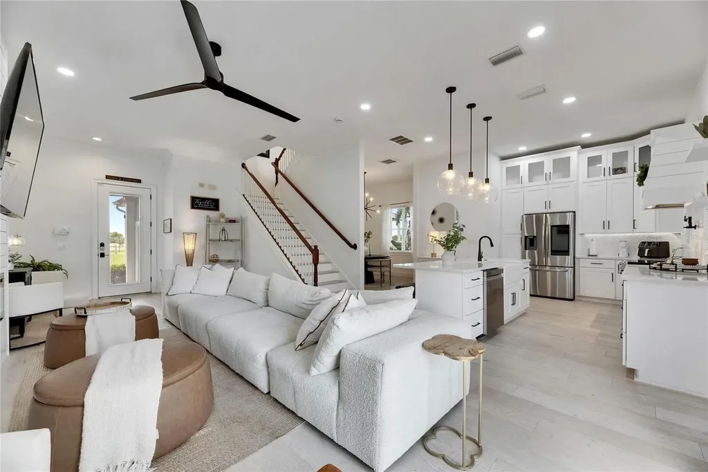 6512 Simone Shores Circle Apollo Beach FL 33572