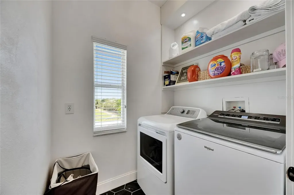 6512 Simone Shores Circle Apollo Beach FL 33572
