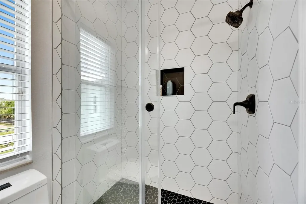 6512 Simone Shores Circle Apollo Beach FL 33572