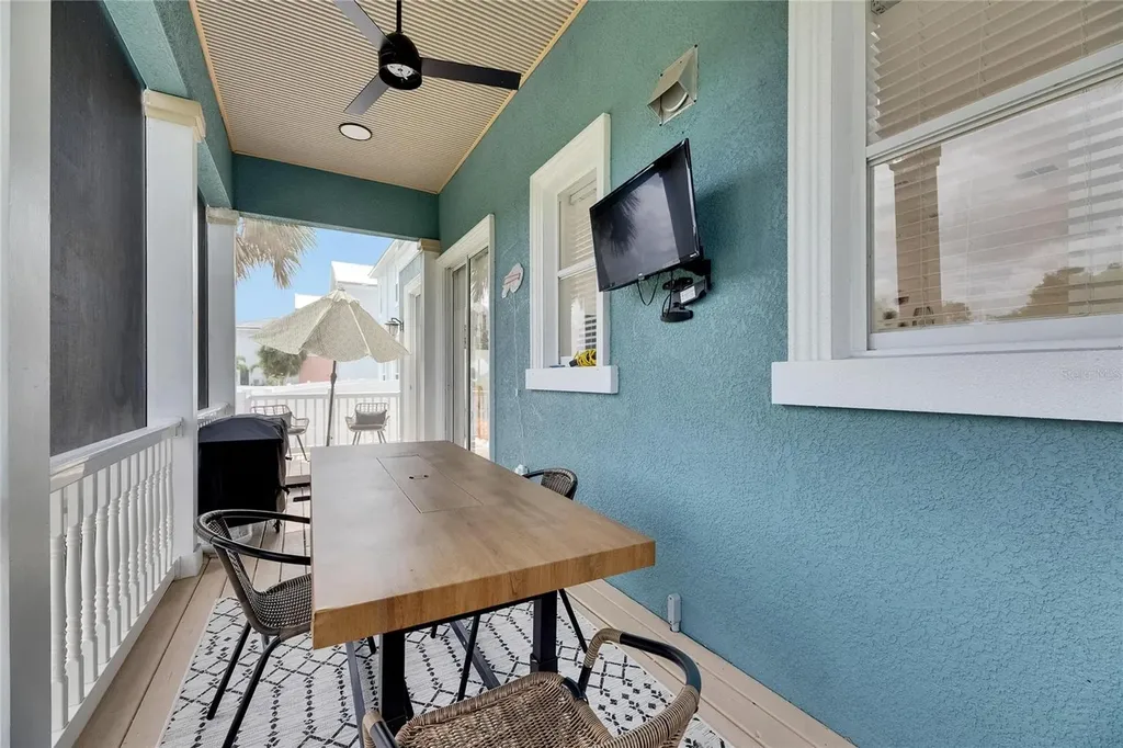 6512 Simone Shores Circle Apollo Beach FL 33572