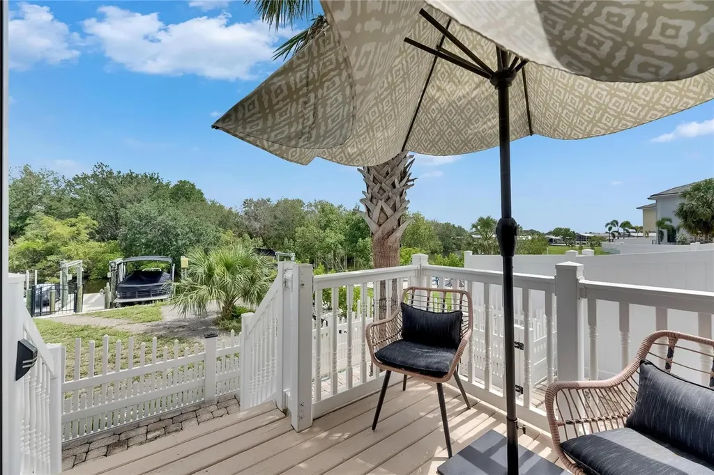 6512 Simone Shores Circle Apollo Beach FL 33572