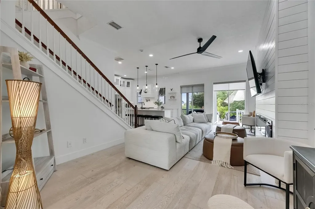 6512 Simone Shores Circle Apollo Beach FL 33572