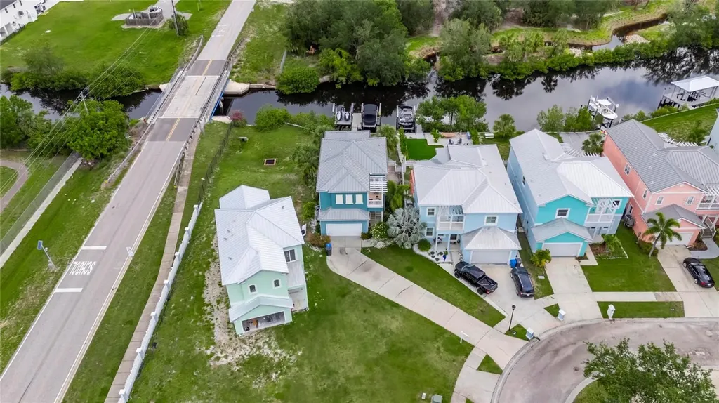 6512 Simone Shores Circle Apollo Beach FL 33572