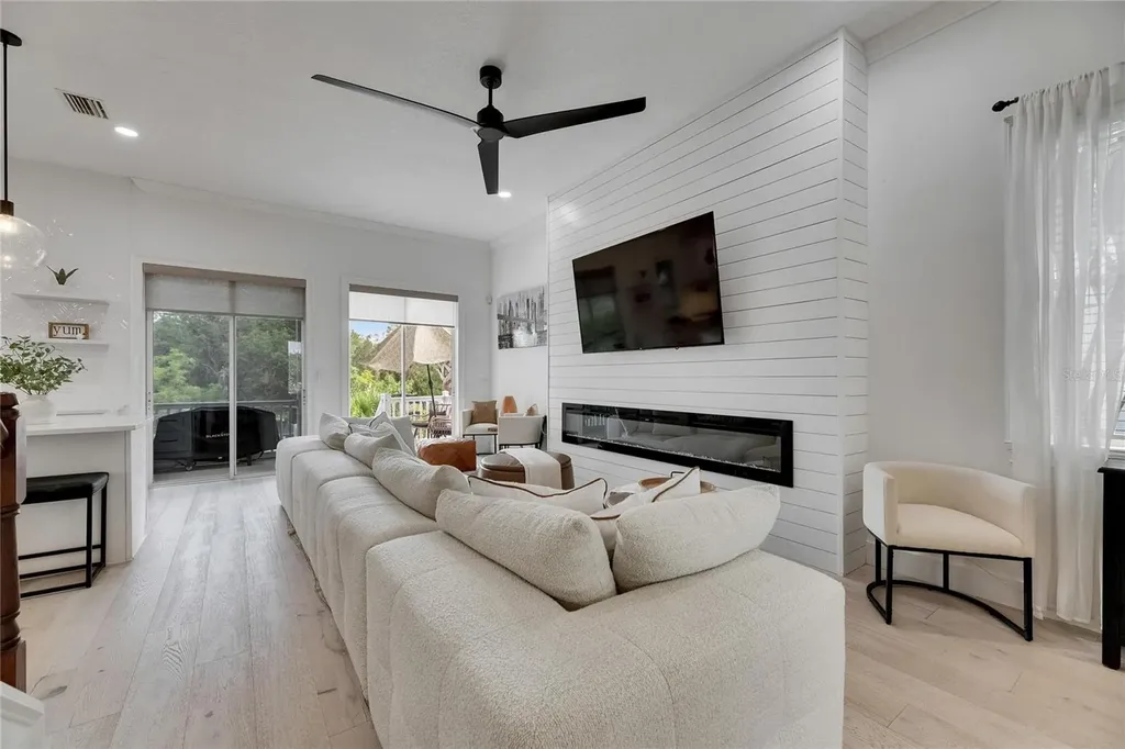 6512 Simone Shores Circle Apollo Beach FL 33572